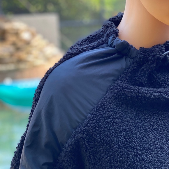 adidas High-Neck Sherpa Sweatshirt  Black XL - Picture 6 of 11